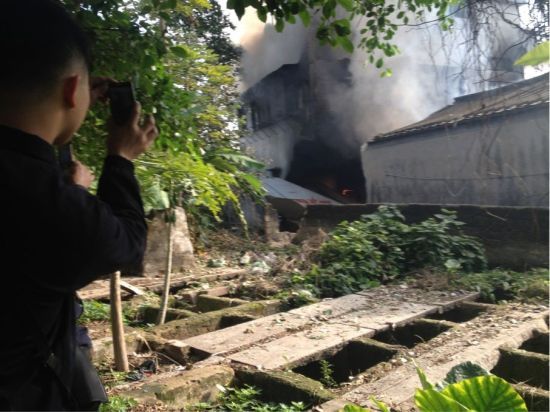 ���Ɖ����F(xi��n)����Ƭ