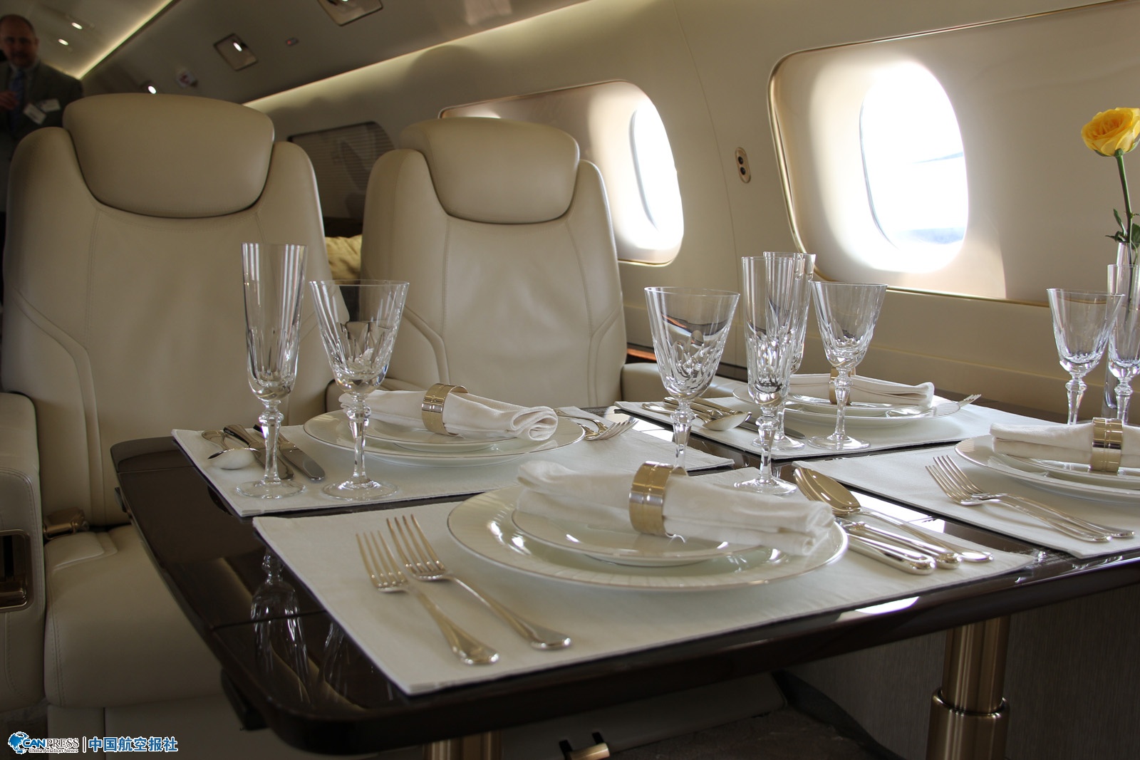 ���͵ϡ����u��1000�Ȳ����h��