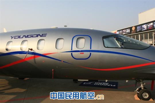 Piaggio Avanti II���ՙC