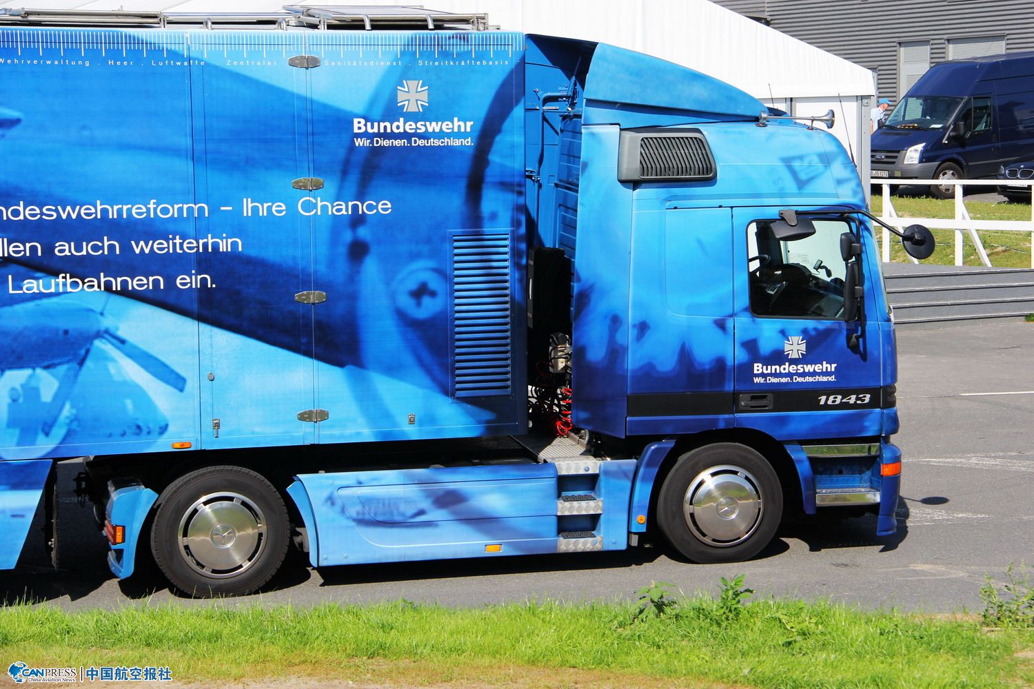 ���ֺ�չ�oչ֮����܊����܇